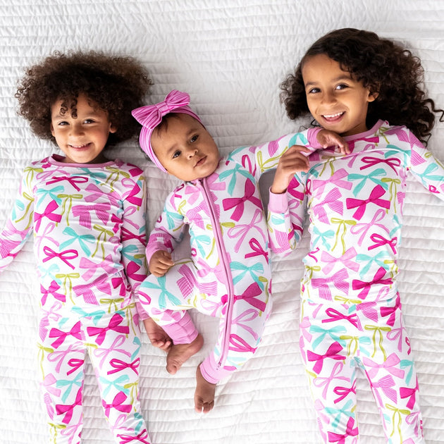 Bundle of 4 Little high quality Sleepies with Matching Bows and FREE SHIPPING