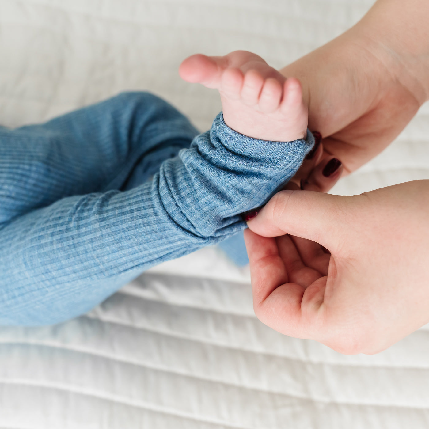 Crescent Zippy - Heather Blue Ribbed Crescent Zippy