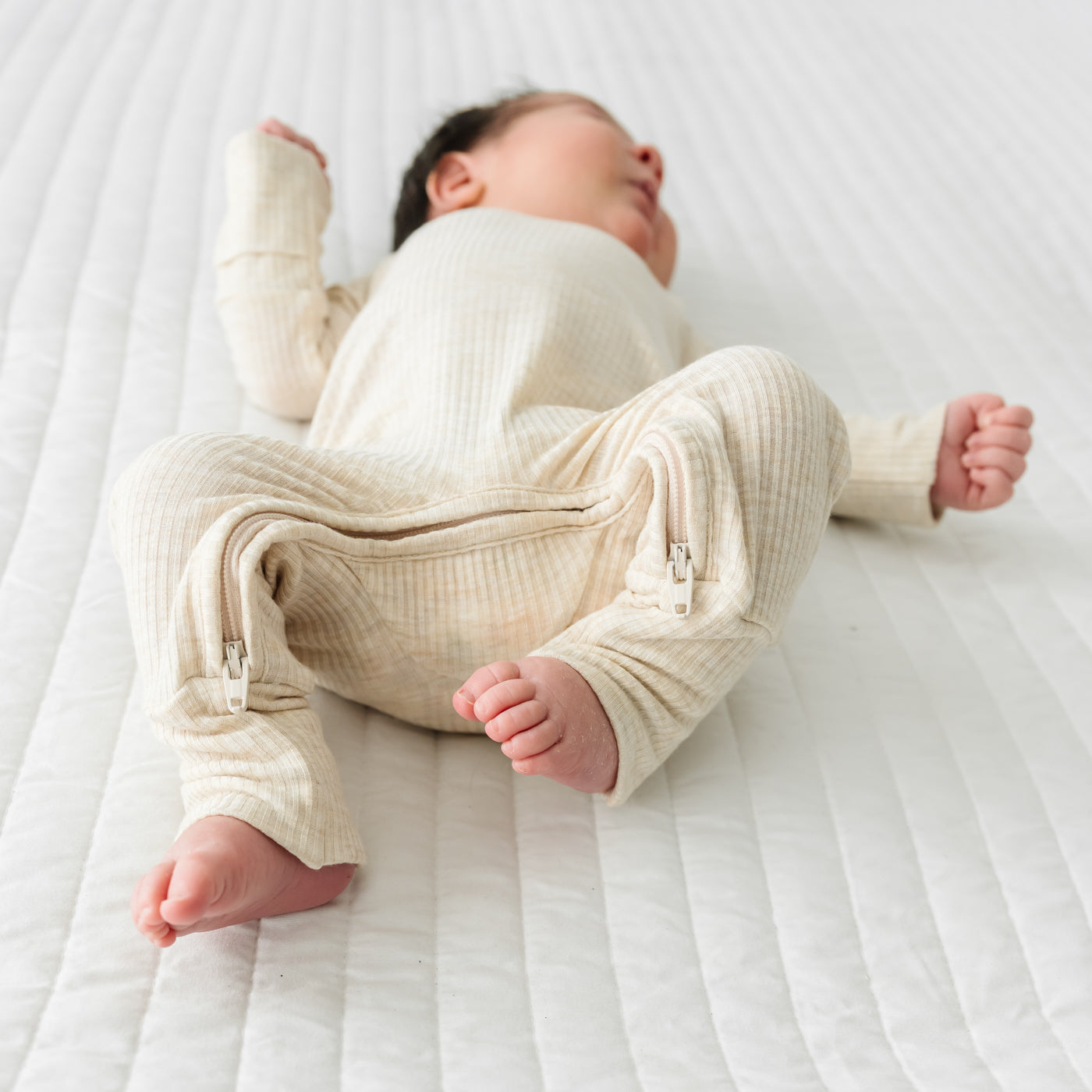 Crescent Zippy - Heather Oatmeal Ribbed Crescent Zippy