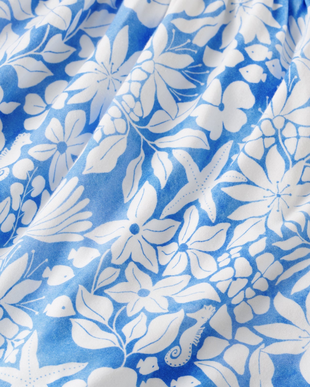 Close up pf the Azure Garden fabric
