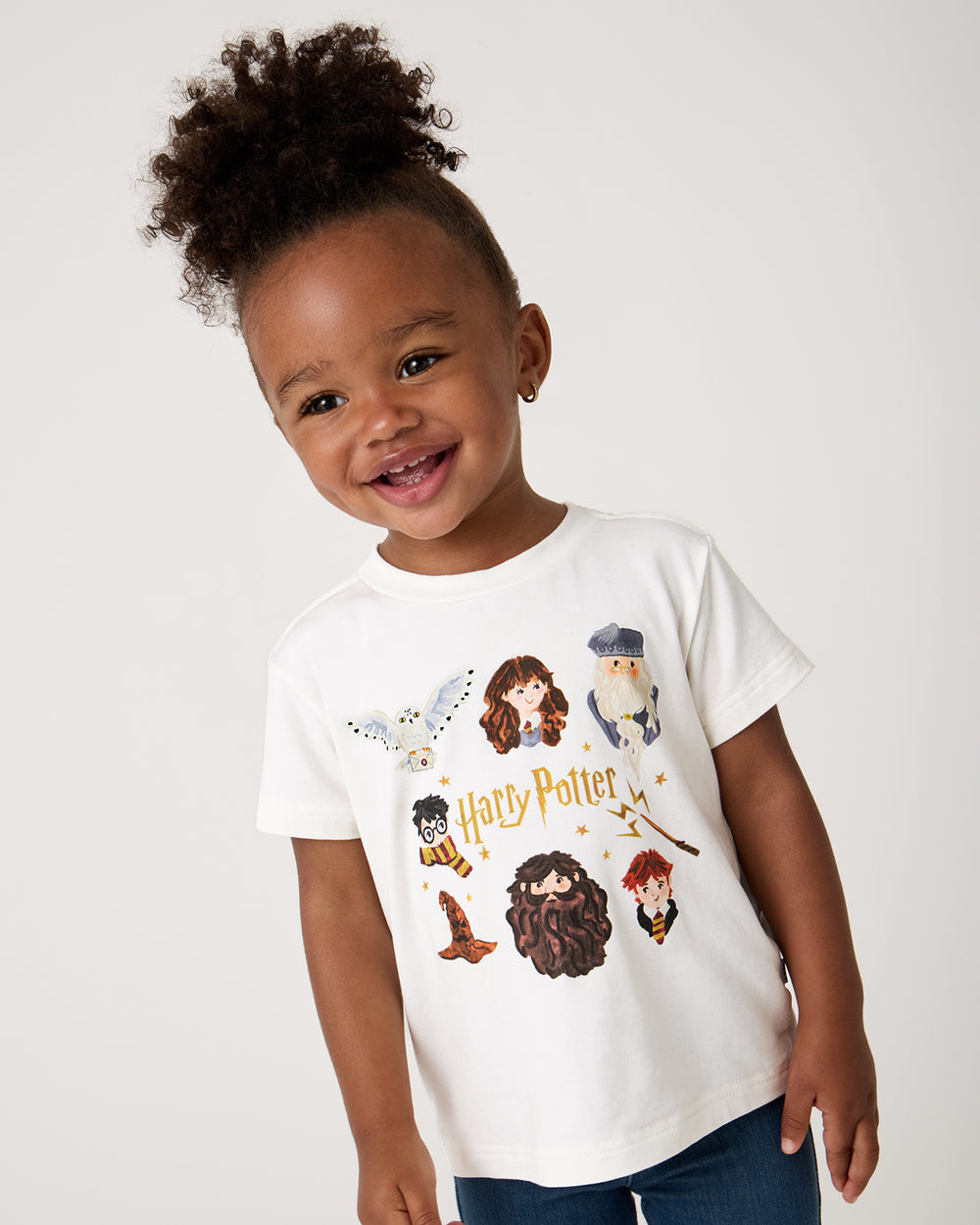 Close up of girl wearing the Harry Potter™ Spellbinding Studies Relaxed Tee