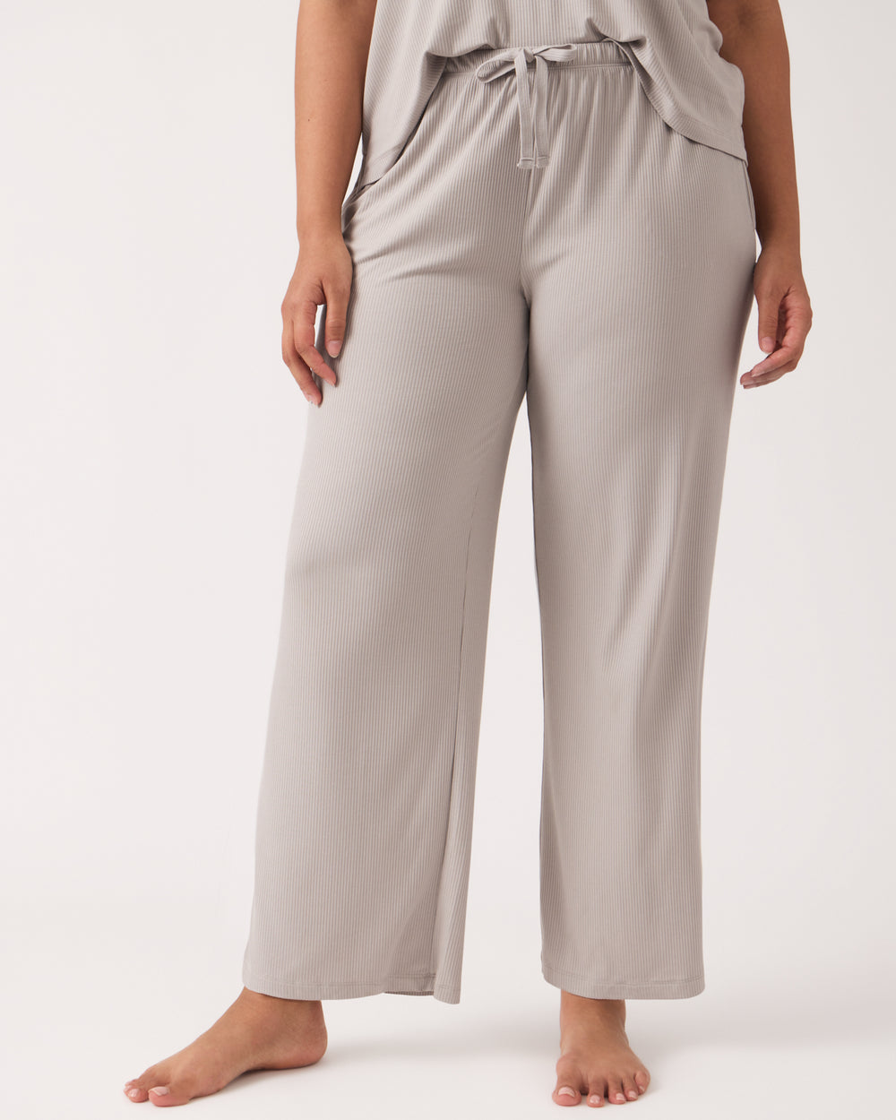 Front view of woman wearing the Dove Gray Women's Ribbed Wide Leg Pant