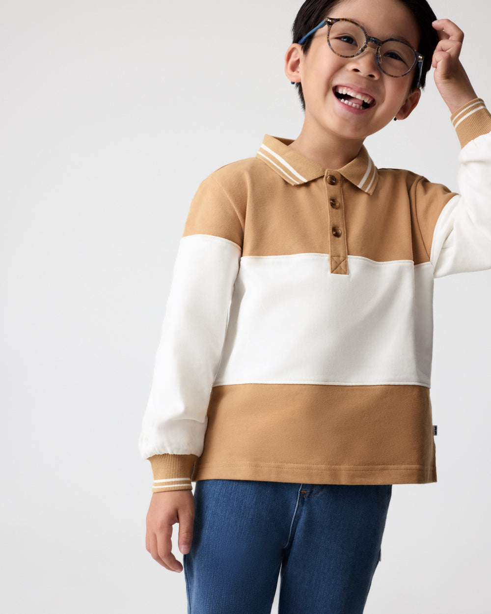 Bot wearing the Maple Cream Rugby Shirt