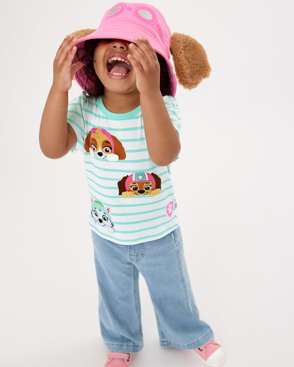 Girl wearing the PAW Patrol Skye Bucket Hat with a PAW Patrol girls tshirt