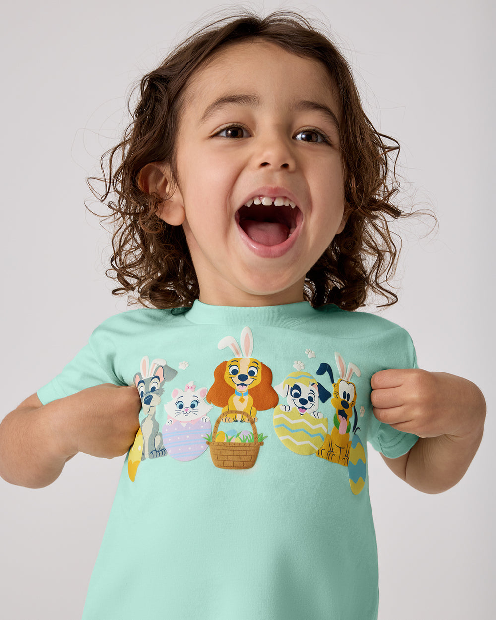 Close up of boy wearing the Disney Peekaboo Pets Relaxed Tee
