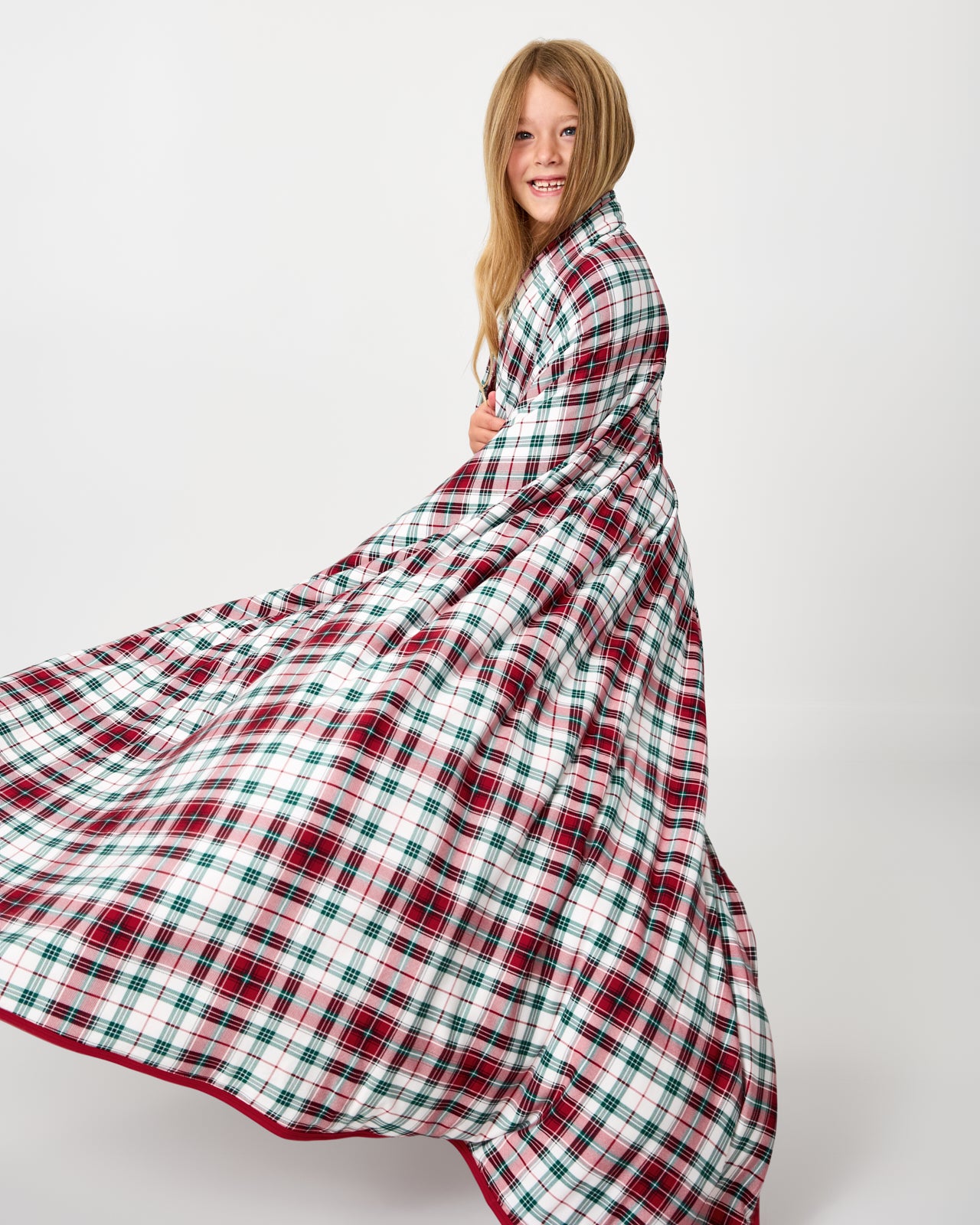 Alternate of child wrapped in the Holly Plaid Large Cloud Blanket®