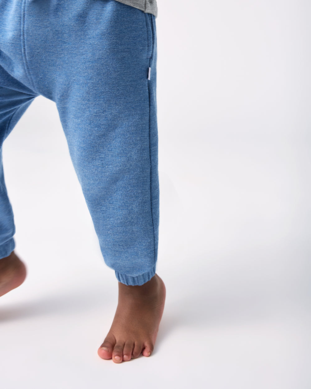 Close up of the cinched ankle on the Heather Blue Jogger