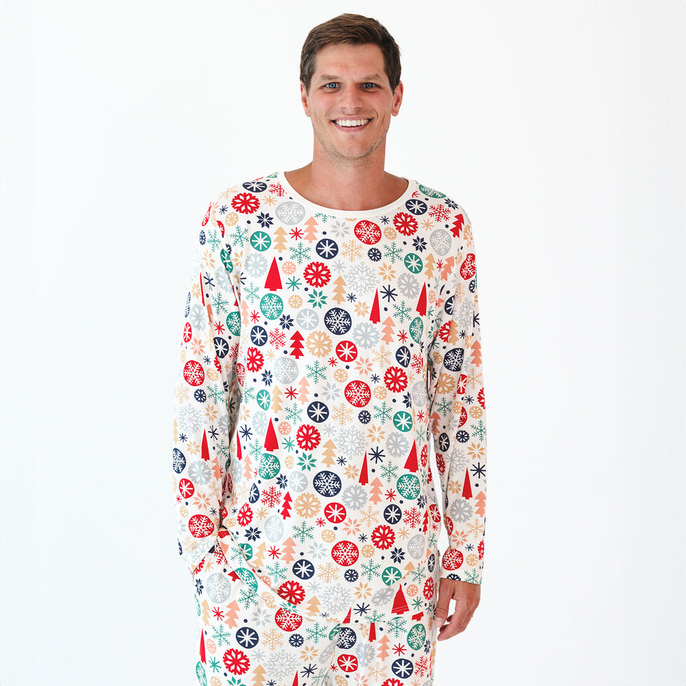 Close up image of male model wearing the Modern & Merry Men's Pajama Top