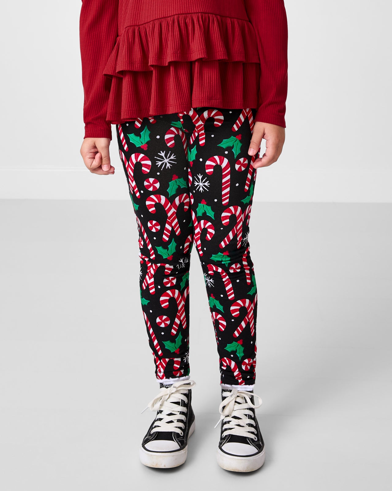 Girl wearing the Merry Mints Legging