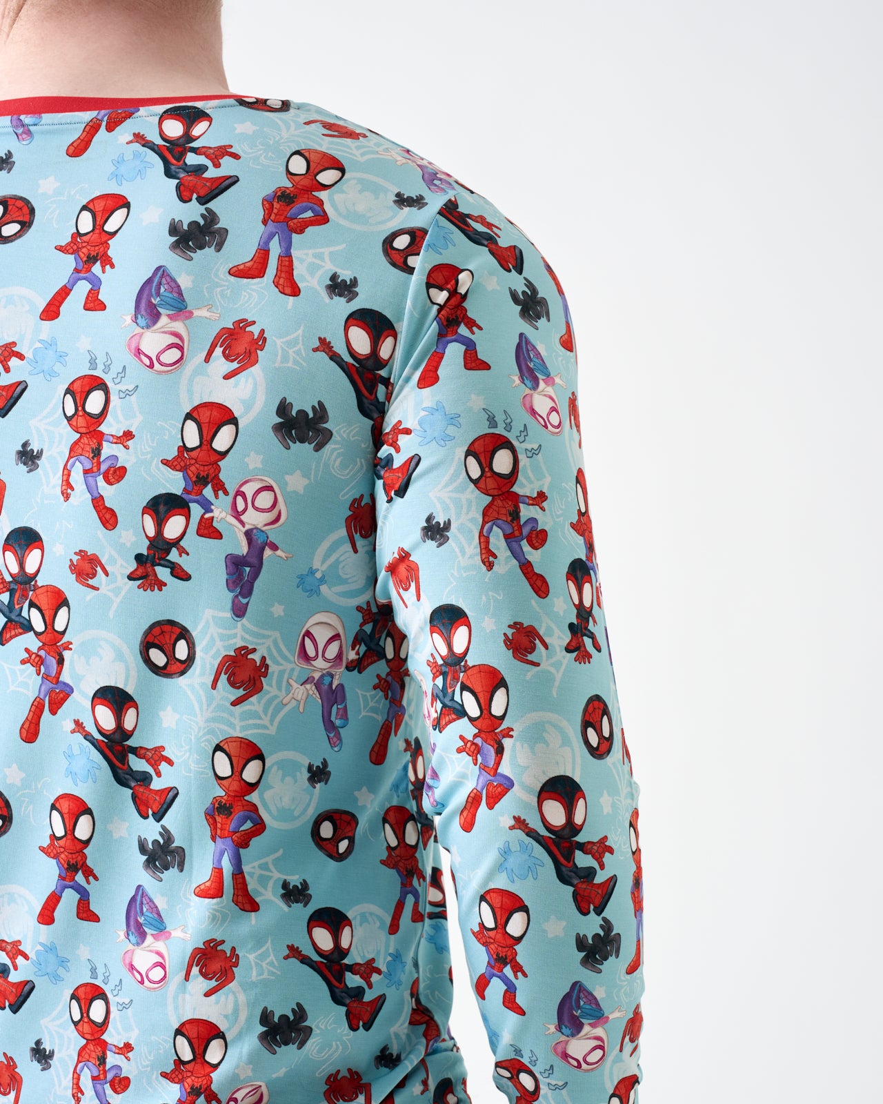 Close up of the back of a man wearing the Spidey & Friends Tiny Webs Men's Long Sleeve Pajama Top