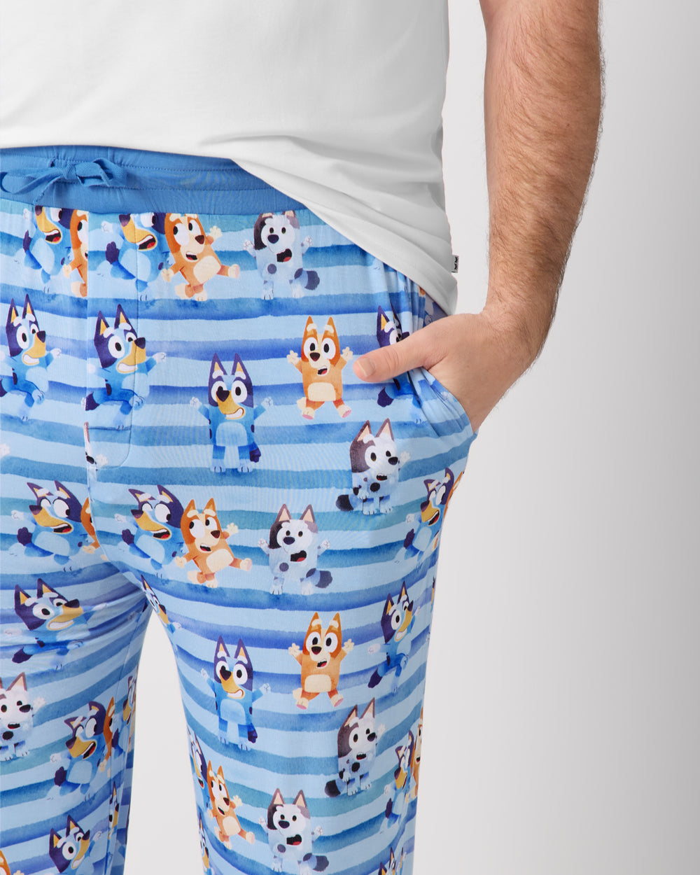 Close up of the pocket detail on the Bluey Dance All Day Men's Pajama Pants