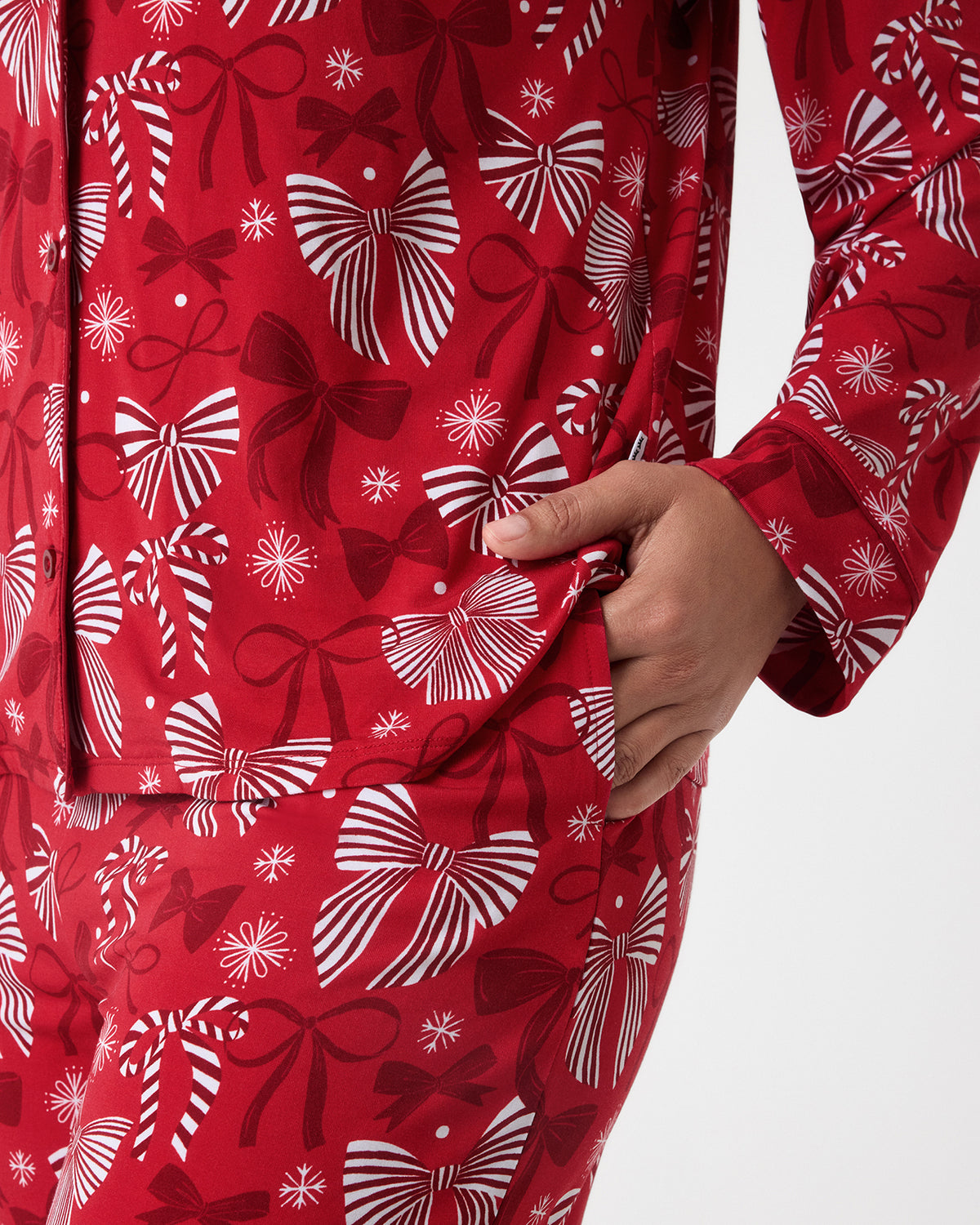 Close up of the pocket detail on the Holiday Bows Women's Long Sleeve Pajama Set
