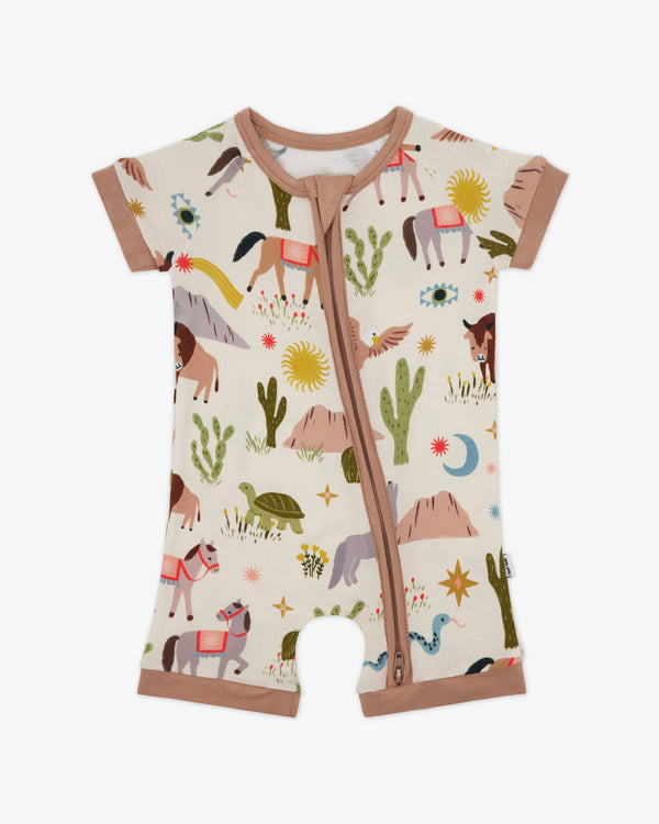 Flat lay of the Wild Frontier Shorty Zippy