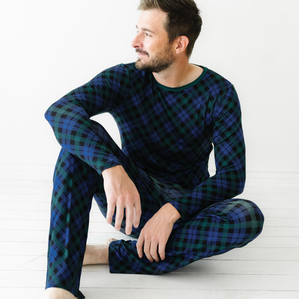 Alternate image of a man wearing an Emerald Plaid men's pajama top and matching pants