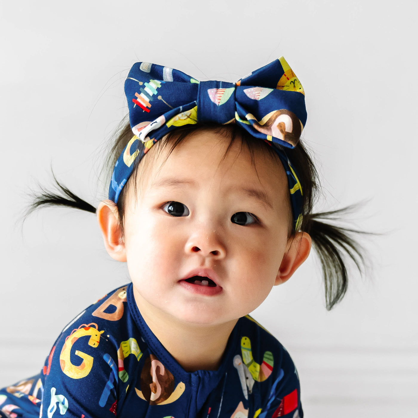 Luxe Bow - Navy Alphabet Friends Luxe Bow Headband