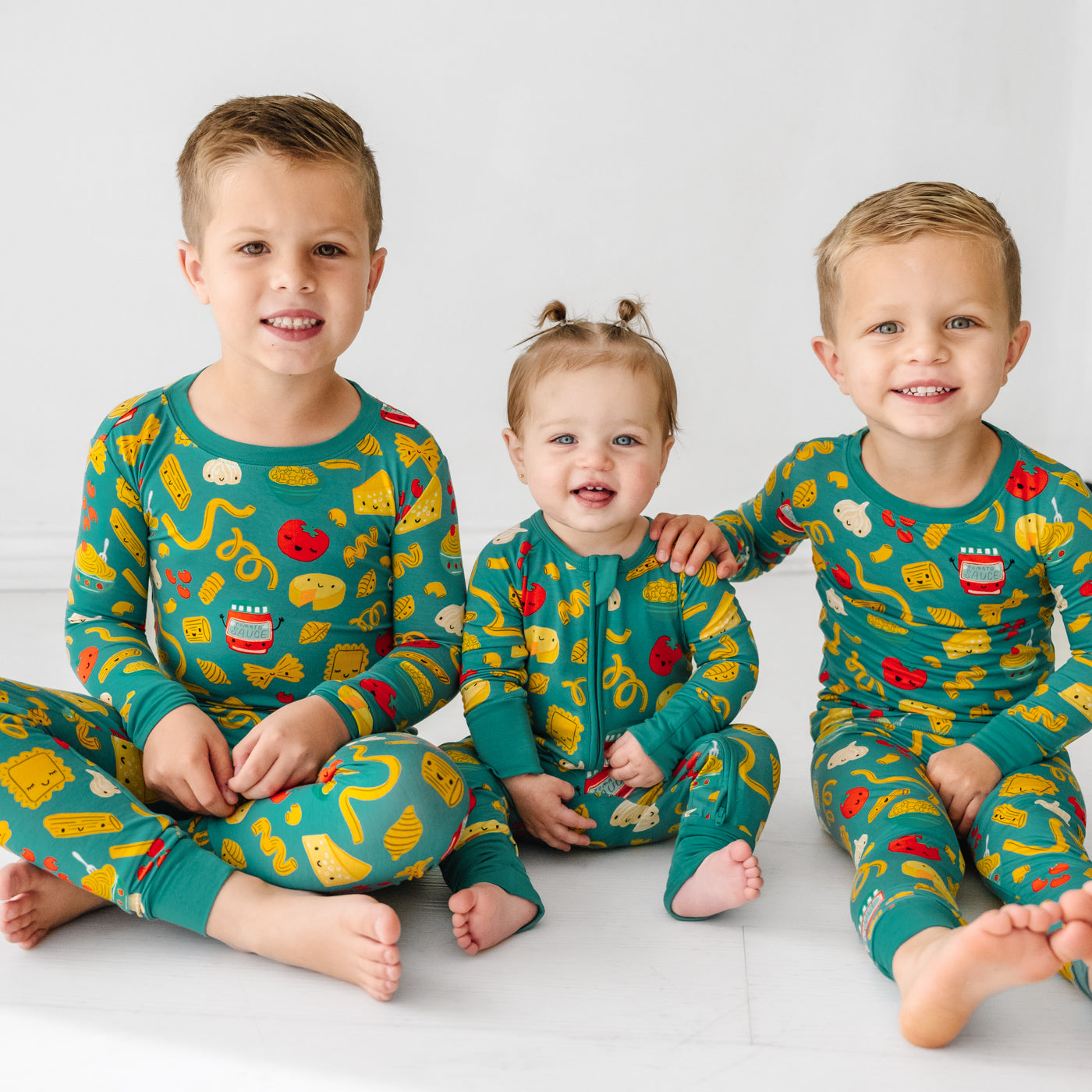 Little Sleepies 18-24 month 2 piece pajama set bundle - Girls tops &  t-shirts