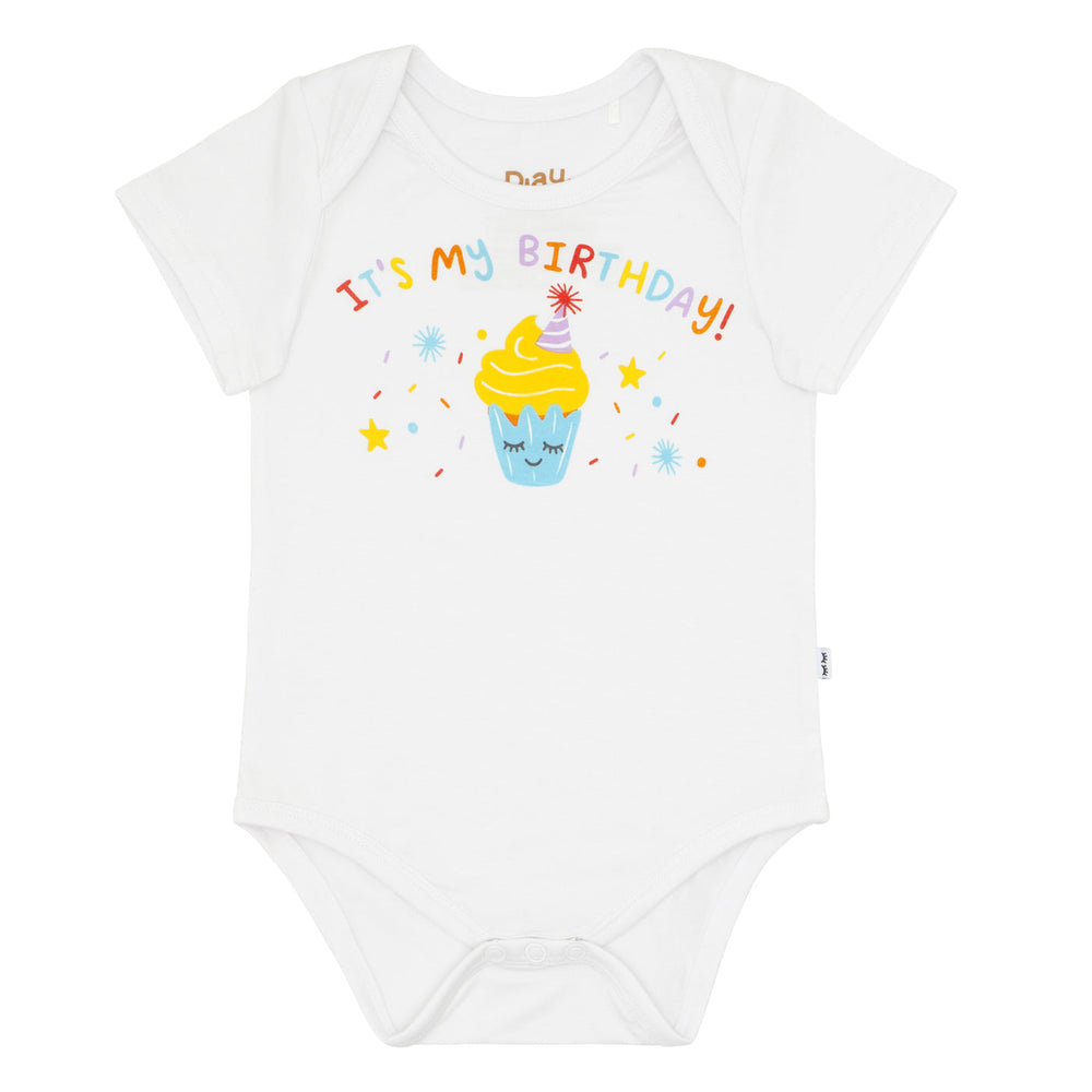Click to see full screen - Play Bodysuit - It's My Birthday! Short Sleeve Graphic Bodysuit