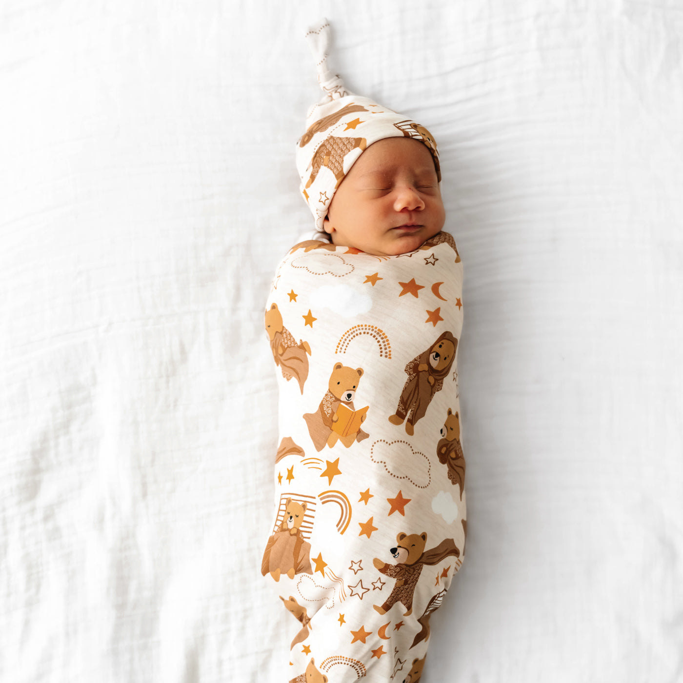  SINCERELY COZY Luxury Rayon from Bamboo Hat & Baby Swaddle for  Newborns 0-3 Months, Cozy Teddy Bear Newborn Swaddle Blanket for Baby Boys  & Girls, Hypoallergenic, Breathable & Buttery Soft 