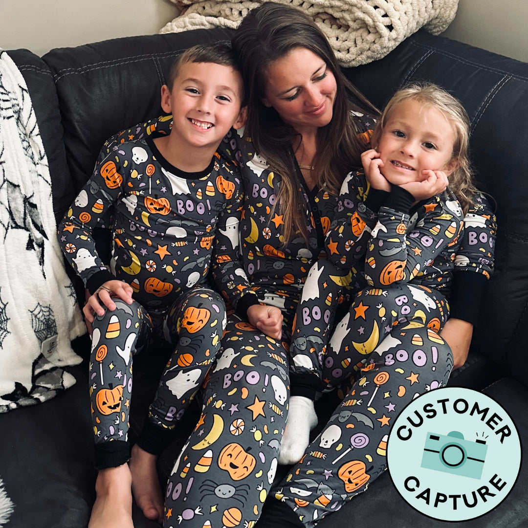 Snowflake Matching Family Pajamas with Names – Cotton Sisters