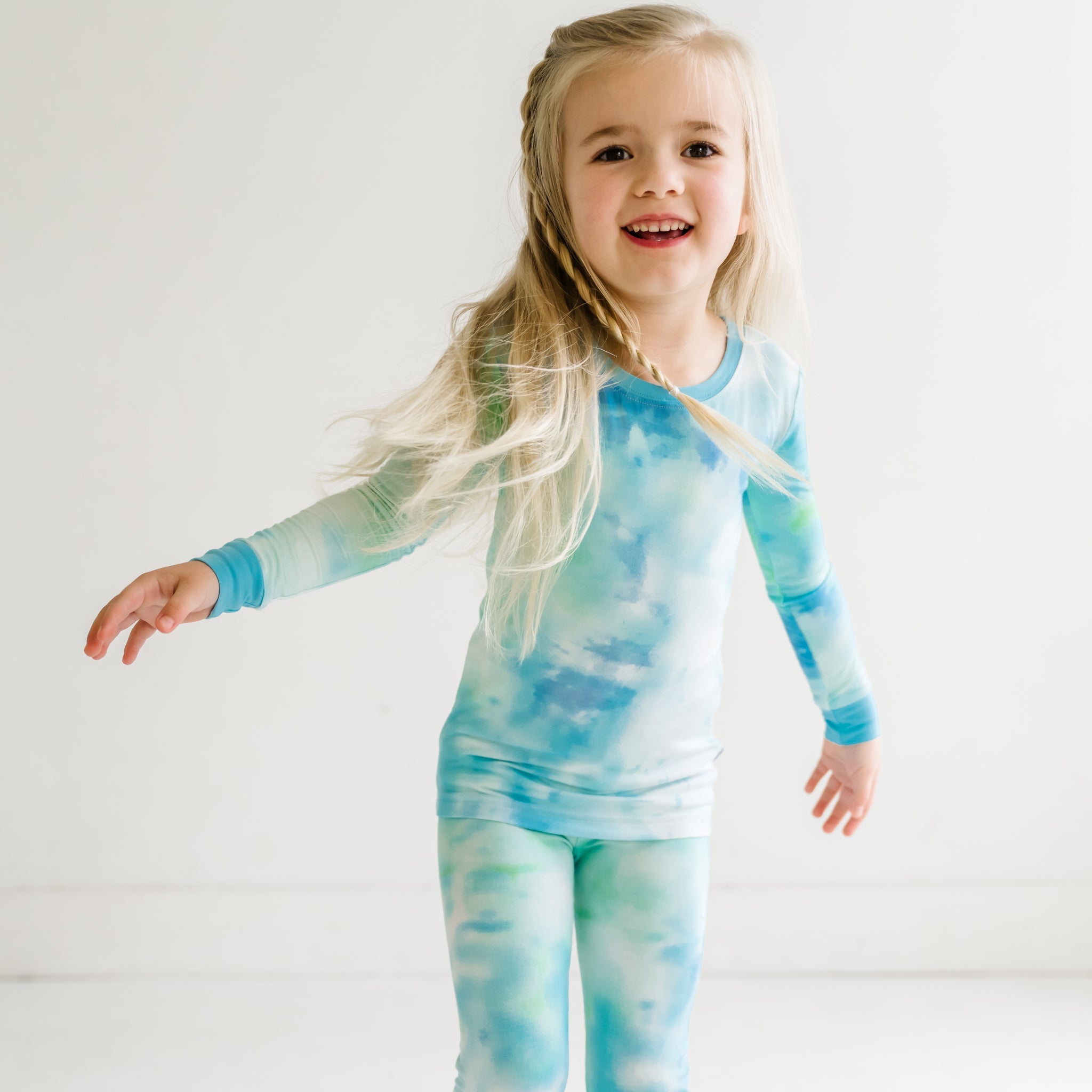 LS/P PJ Set - Tidepool Watercolor Two-Piece Bamboo Viscose Pajama Set