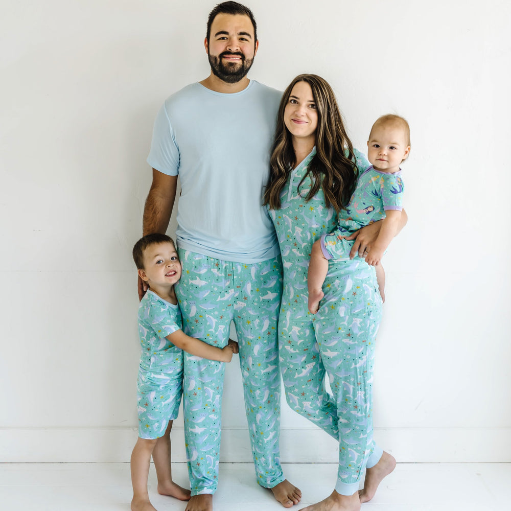 Shark Soiree Men's Short Sleeve Pajama Top