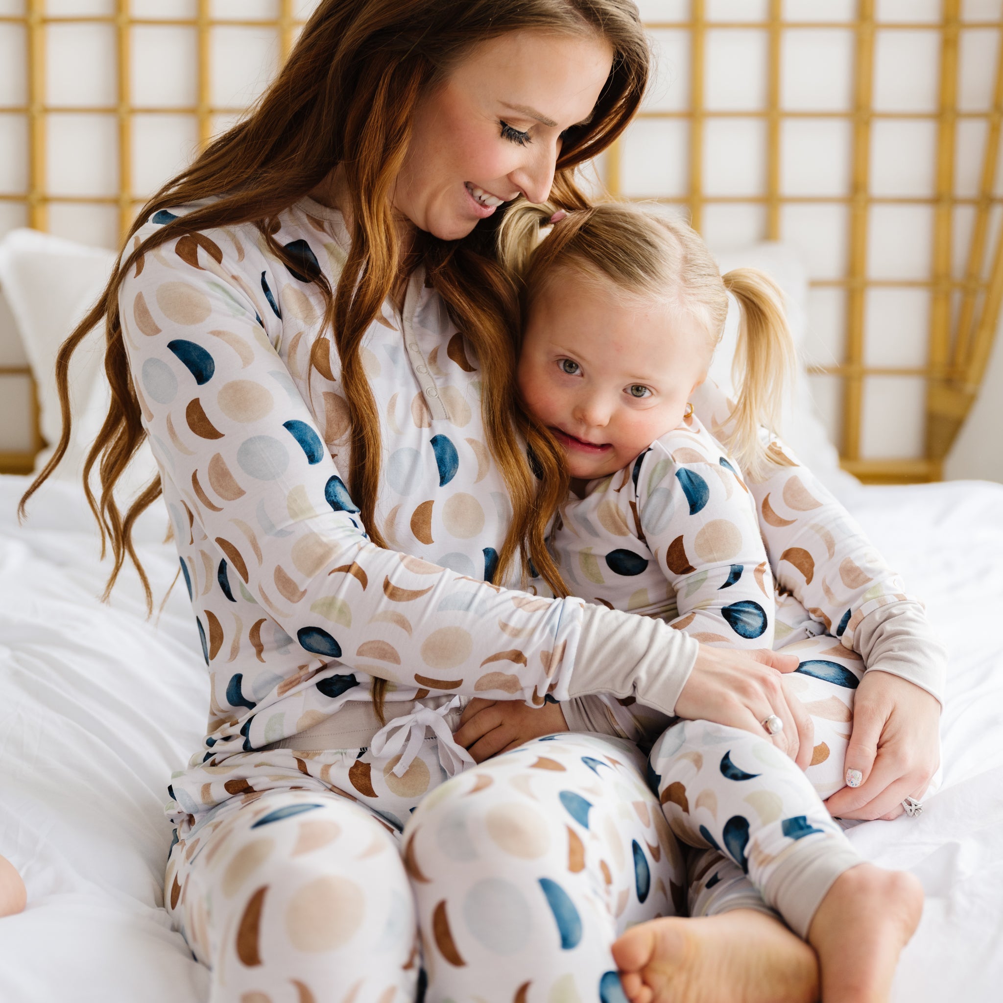 Lunachi Fashion Sleepwear Mommy & Me T-Shirt & Pants Mother and Daughter  Pajama Matching Set