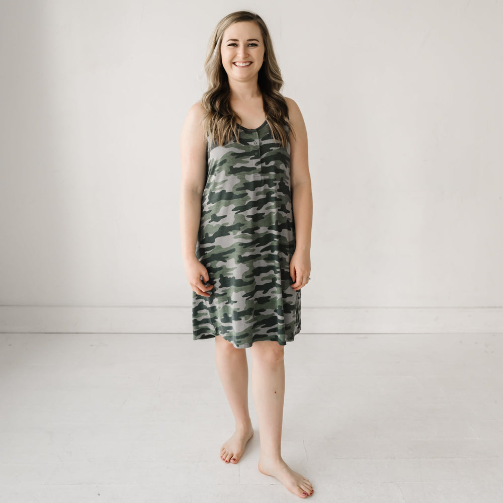 Woman in Vintage Camo Women's Bamboo Viscose Sleeveless Nightgown